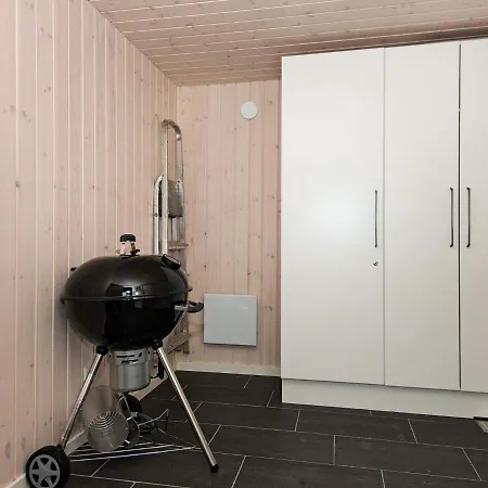 Modern Retreat By Skovmose-by Traum Holiday home *